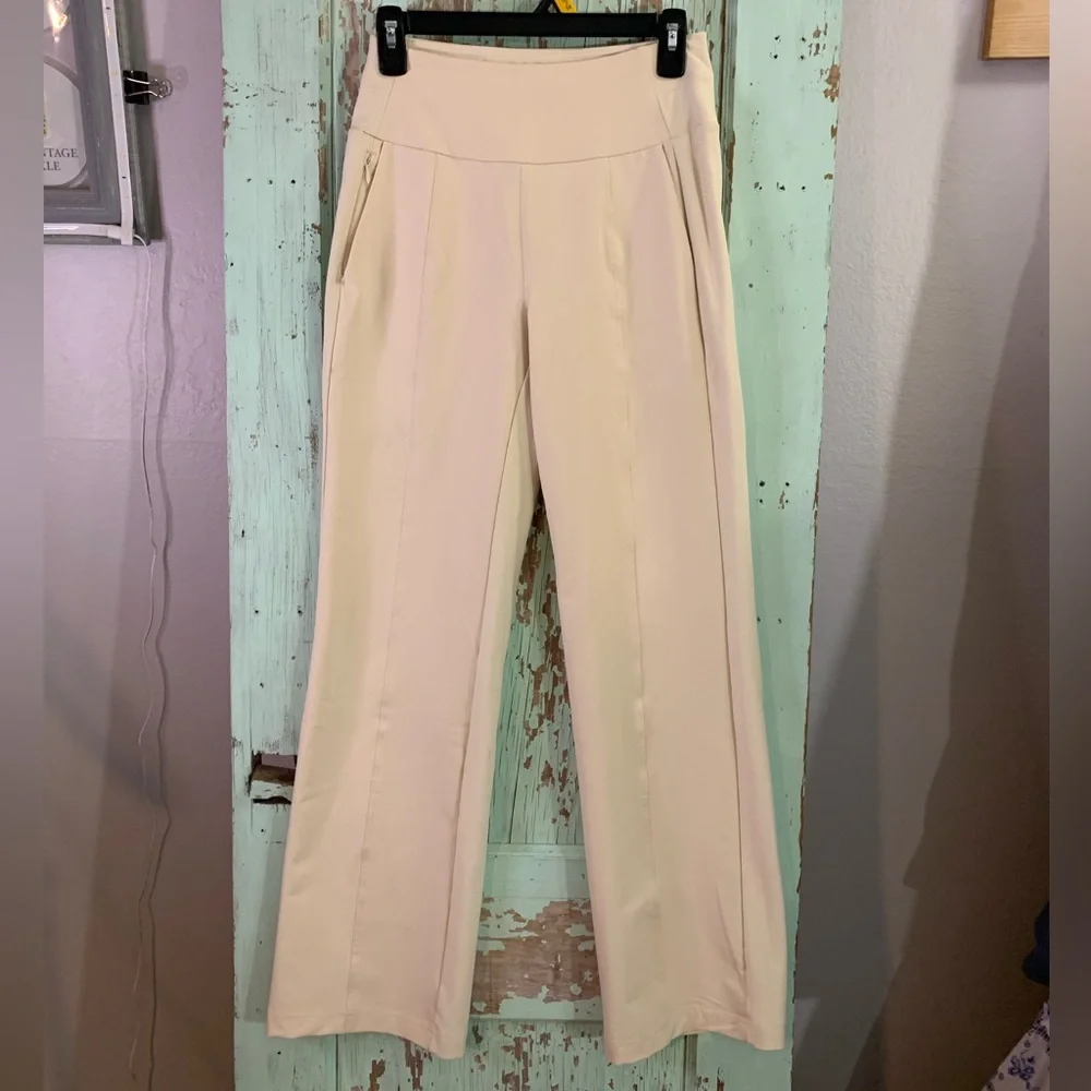 Women’s cream Avalanche high-waisted pants